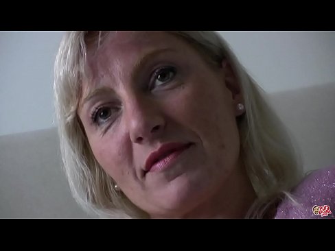 ❤️ A 'mhàthair a tha sinn uile fucked ... Lady, giùlan fhèin! ❤️ Porno fb aig gd.dewporn.ru ❤
