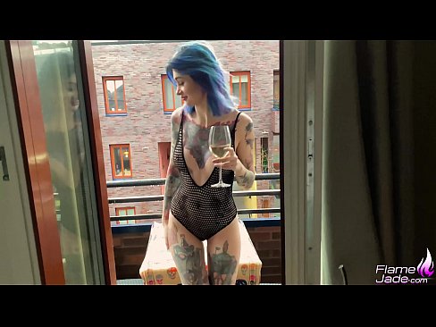 ❤️ Nighean uamhasach a’ suirghe le gulp agus a’ fuineadh gu dòrainneach fon adhar fhosgailte ❤️ Porno fb aig gd.dewporn.ru ❤